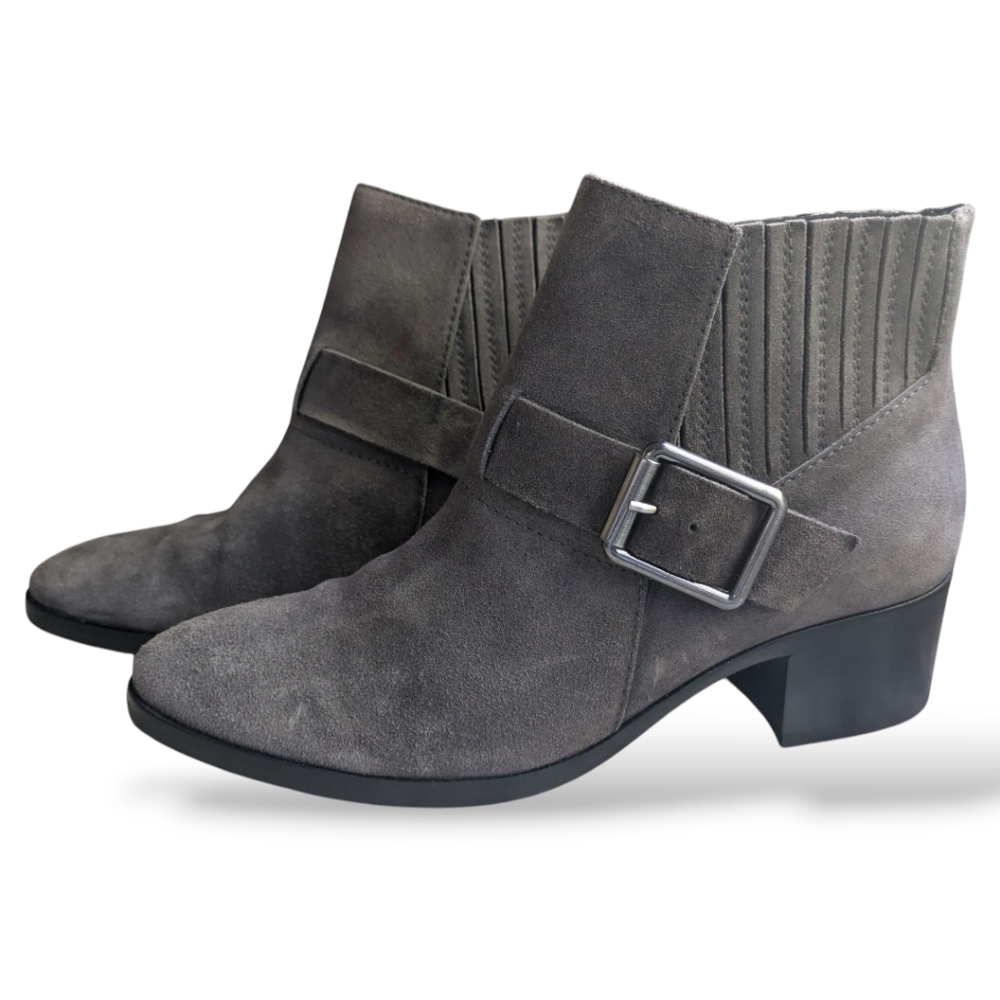 Aquatalia Foster Gray Suede Buckle Heeled Ankle Booties Women's Size 7.5 - Picture 13 of 16